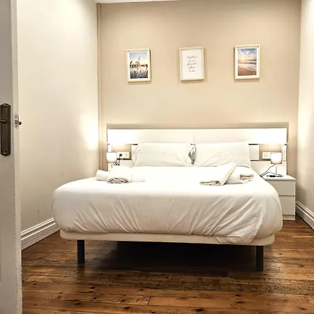 135b3 Coquetos Aptos En By R2r Consulting Apartament Gijón